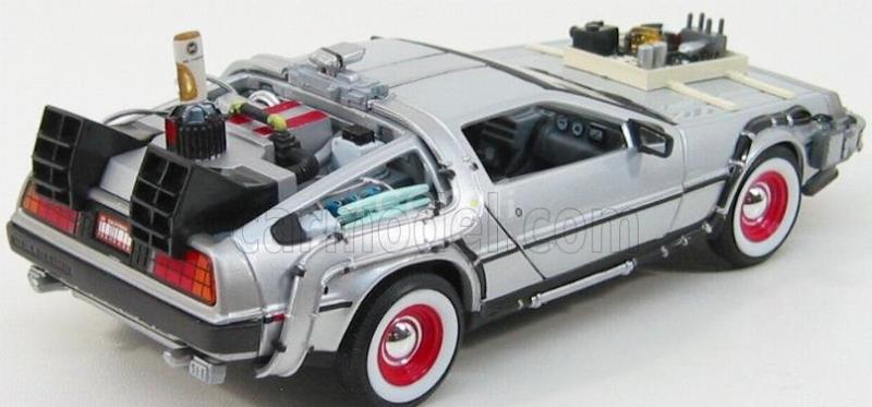 Welly De lorean Time Machine - Back To The Future 3 - Ritorno Al Futuro 3 1:24 Silver