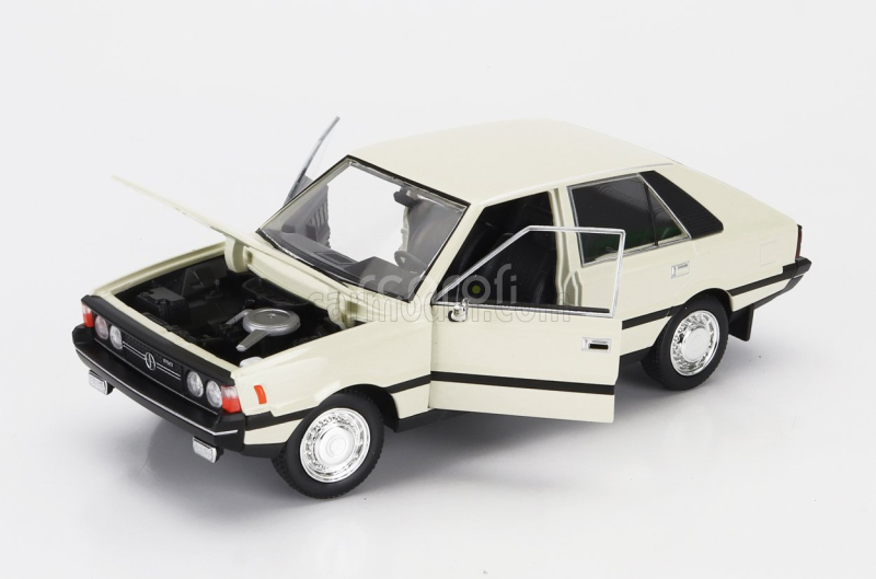 Welly FSO Polonez 1500m 1978 1:24 Bílá
