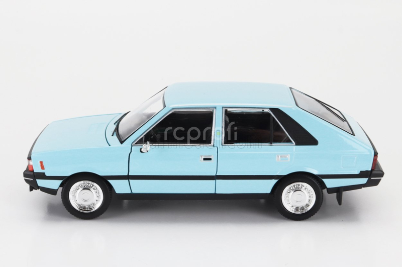 Welly FSO Polonez 1500m 1978 1:24 Světle Modrá