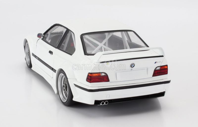 Werk83 BMW 3-series M3 Gtr (e36) Plain Body Version 1993 1:18 Bílá