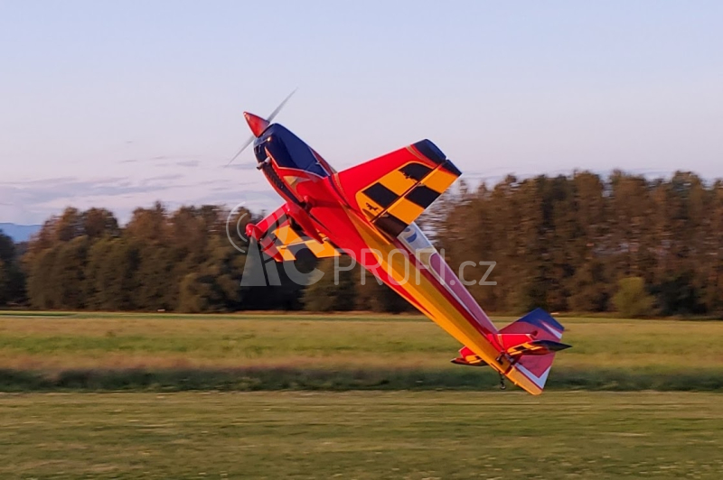 RC letadlo 104