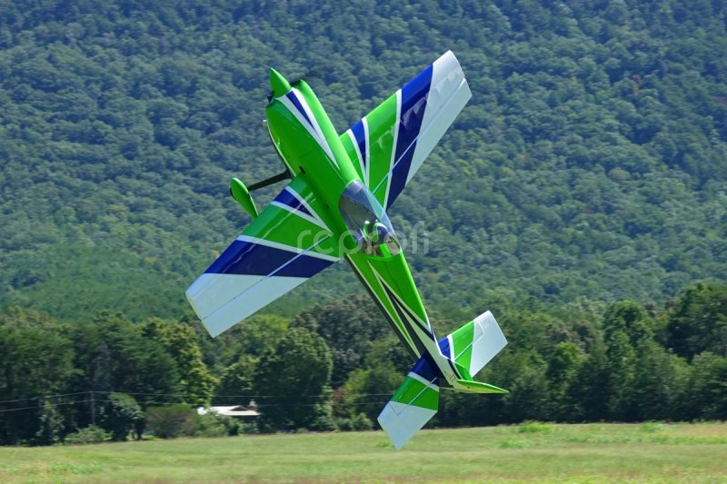 RC letadlo 85