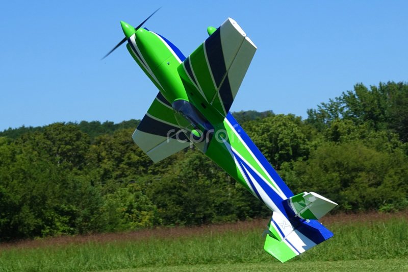 RC letadlo 85