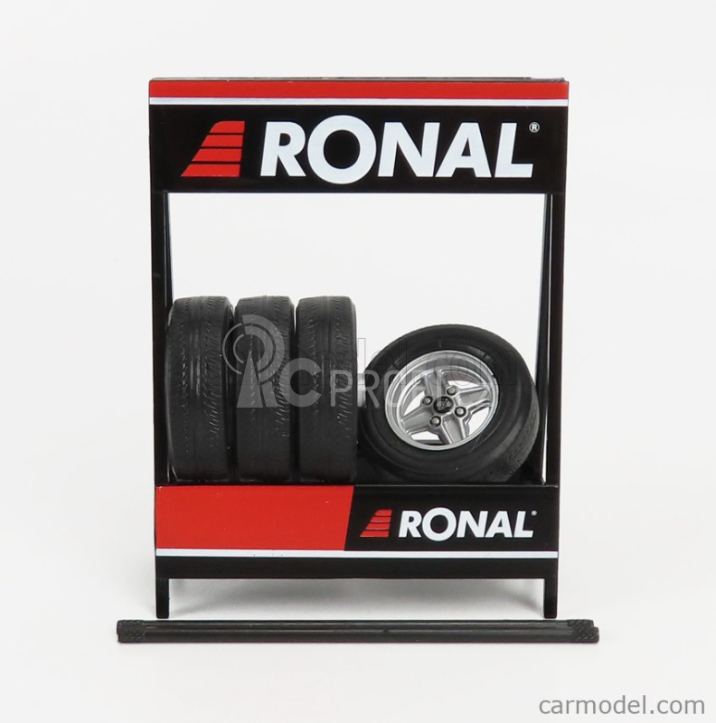 Ixo-models Accessories Kovový stojan se čtyřmi pneu Ronal 1:18, černá