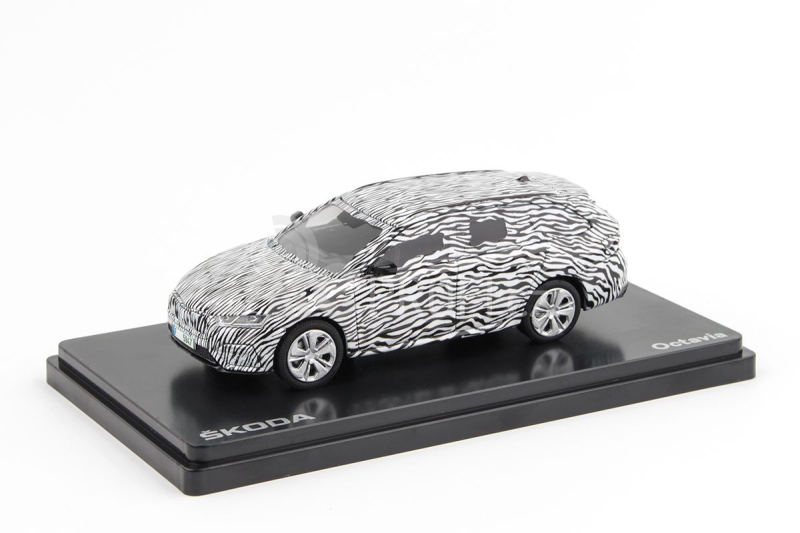 Abrex Škoda Octavia IV Combi RS (2020) 1:43 - Maskovaný Prototyp