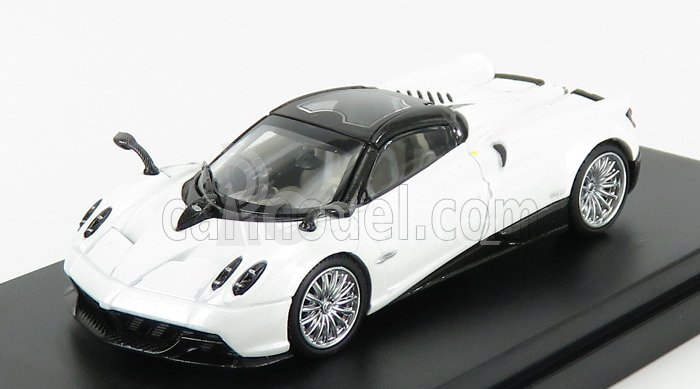 Lcd-model Pagani Huayra Roadster 2018 1:64 Bílá