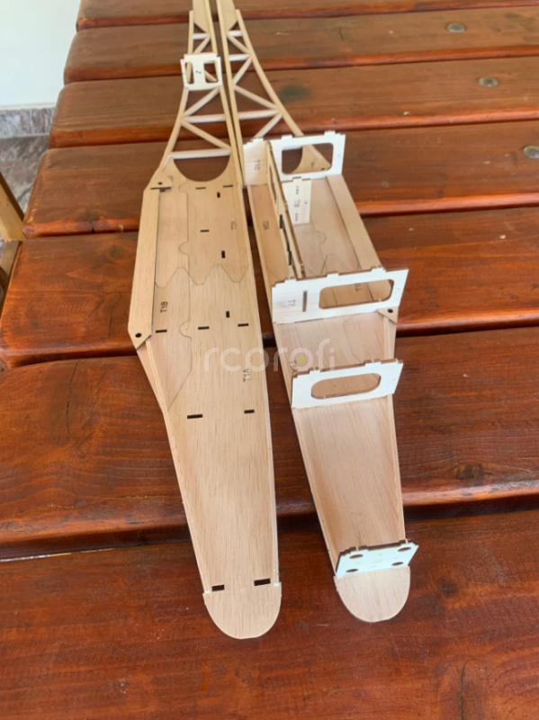 Letadlo Flamingo 1600 RC elektro