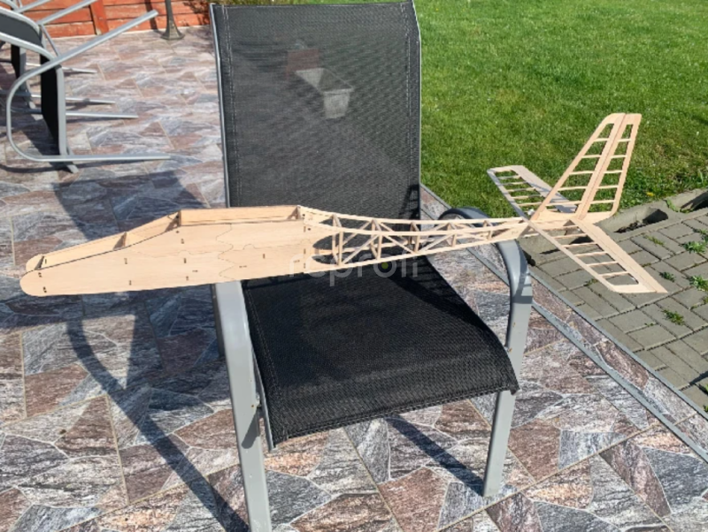Letadlo Flamingo 1600 RC elektro