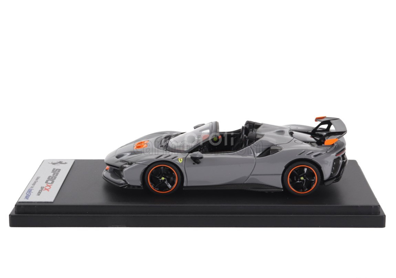 Looksmart Ferrari Sf90 Xx Stradale Spider 2024 1:43 Grigio Nardo - Šedá Oranžová Černá