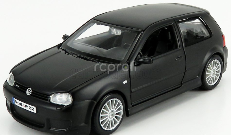 Maisto Volkswagen Golf R32 2002 1:24 Black