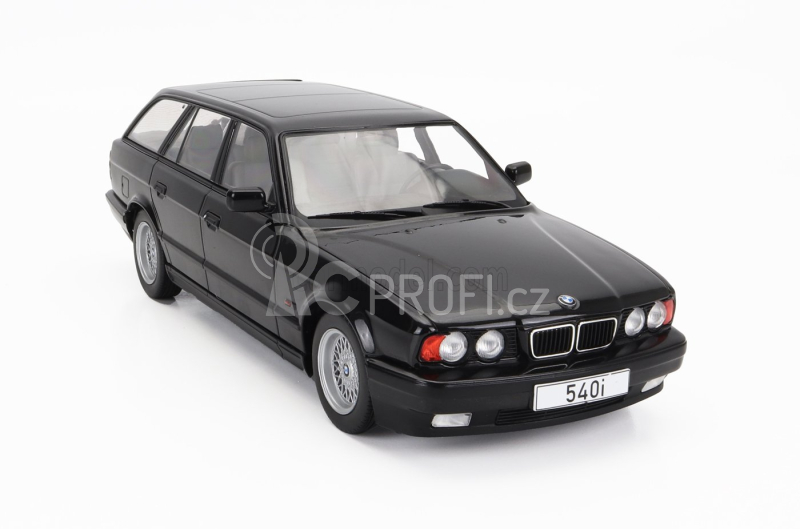 Mcg BMW 5-series 540i Touring (e34) Sw Station Wagon 1989 1:18 Black