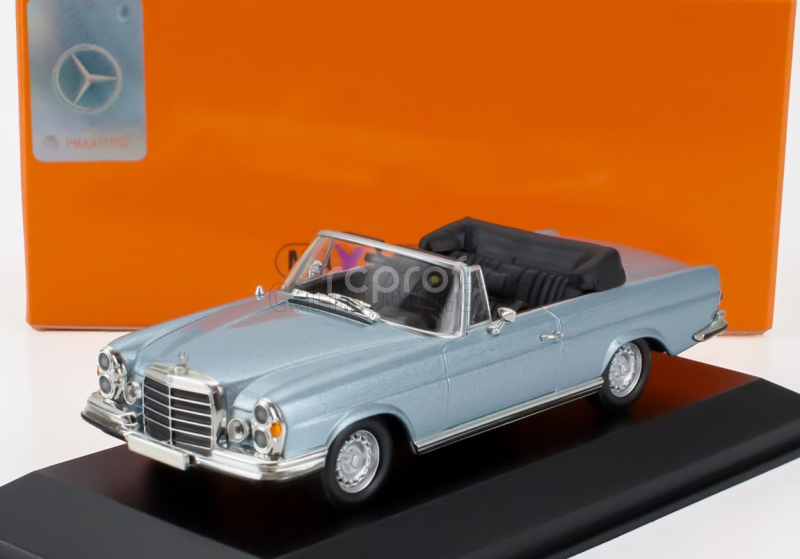 Minichamps Mercedes benz S-class 280se 3.5 (w111) Cabriolet 1970 1:43 Světle Modrá Met