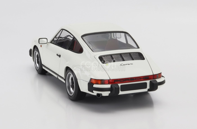 Minichamps Porsche 911 3.2 Carrera Coupe 1983 1:18 Bílá