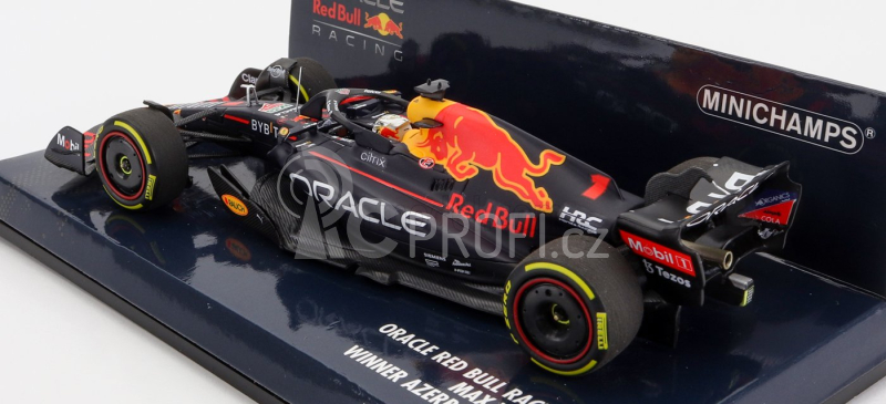Minichamps Red bull F1 Rb18 Team Oracle Red Bull Racing N 1 1:43, tmavě modrá