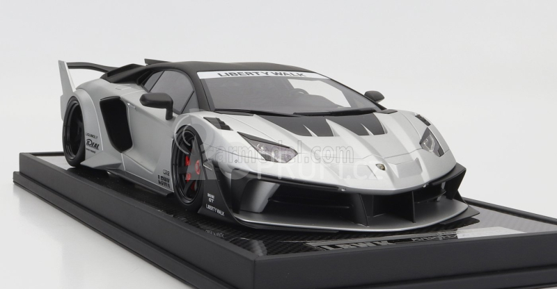 Motorhelix Lamborghini Aventador Gt Evo Lbwk Lb-works 2019 1:18 Stříbrná Uhlíková Čerň