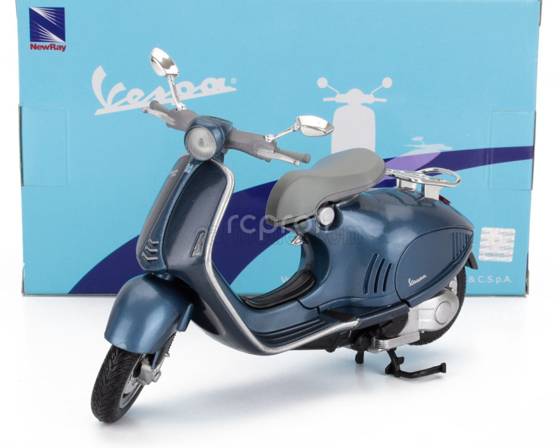 Newray Piaggio Vespa 946 Bellissima 2014 1:12 Blue Met