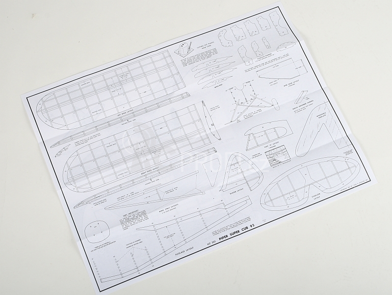 Piper Super Cub laser. vyřezávaný 610mm