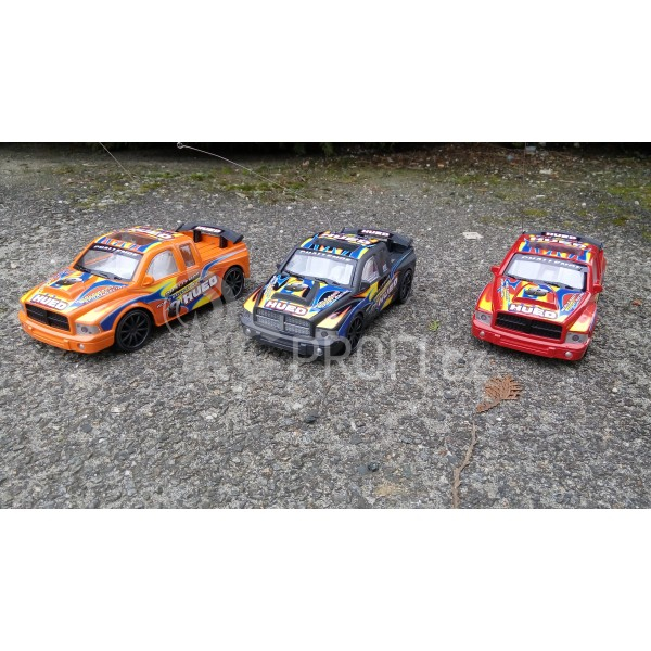 RC auto Dodge pickup Mad truck, černá