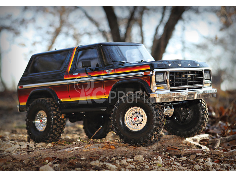 RC auto Traxxas TRX-4 Ford Bronco 1:10 TQi, červená