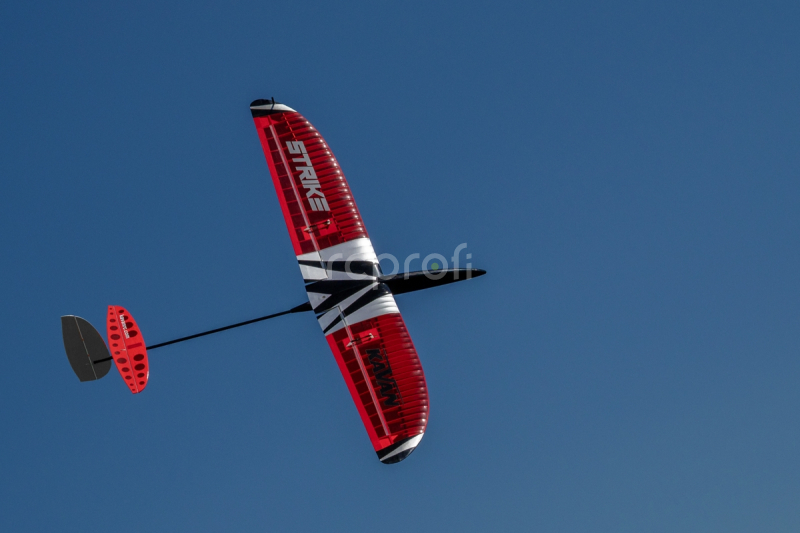 RC letadlo KAVAN Strike DLG 1498mm kit