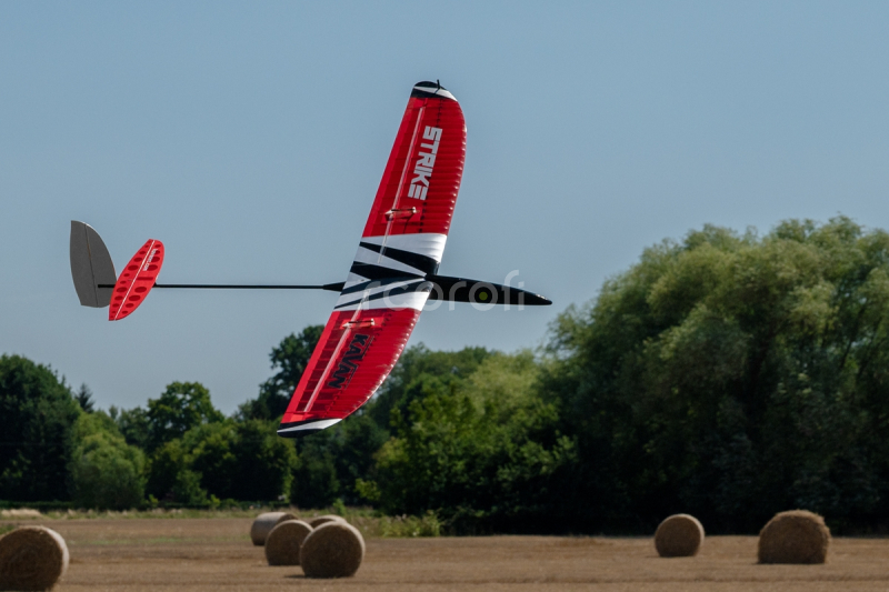 RC letadlo KAVAN Strike DLG 1498mm kit