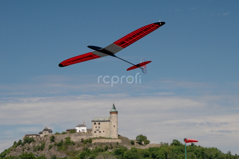 RC letadlo KAVAN Strike DLG 1498mm kit