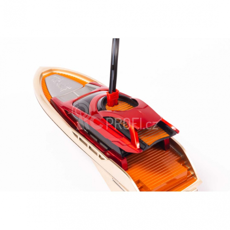 RC motorová jachta