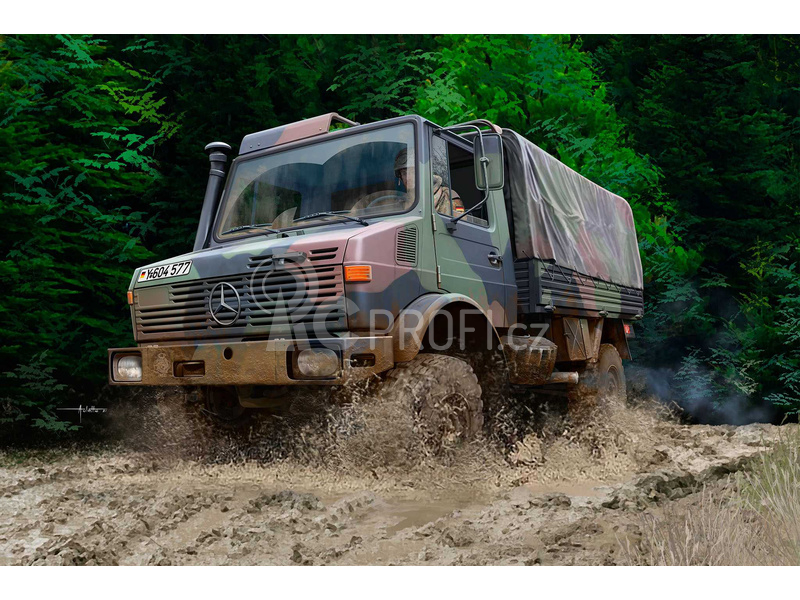 Revell Mercedes-Benz Unimog 2T mil gl (1:35)