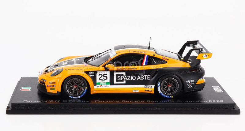 Spark-model Porsche 911 992 Gt3 Cup N 25 Porsche Carrera Cup Italy Champion 2023 Larry Ten Voorde 1:43 Oranžová Černá