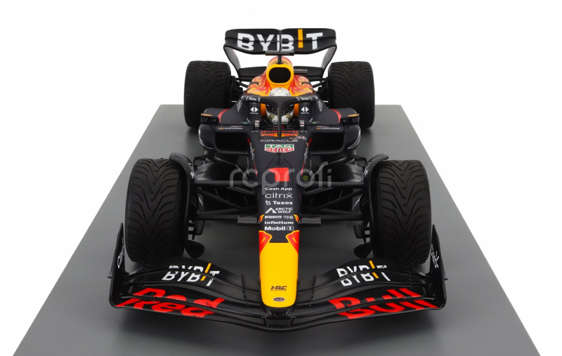 Spark-model Red bull F1  Rb18 Team Oracle Red Bull Racing N 1 World Champion Winner Japan Gp With Pit Board 2022 Max Verstappen 1:12 Matná Modrá Žlutá Červená