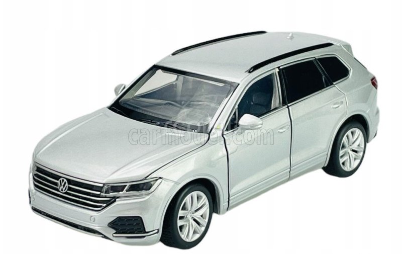 Tayumo Volkswagen Touareg 2014 1:32 Silver