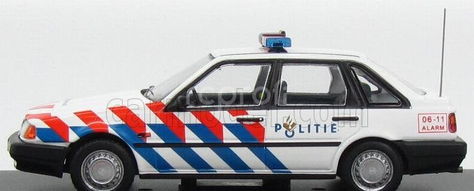 Triple9 Volvo 440 Rijkspolitie District Alkmaar Police 1992 1:43 Bílá Modrá Červená