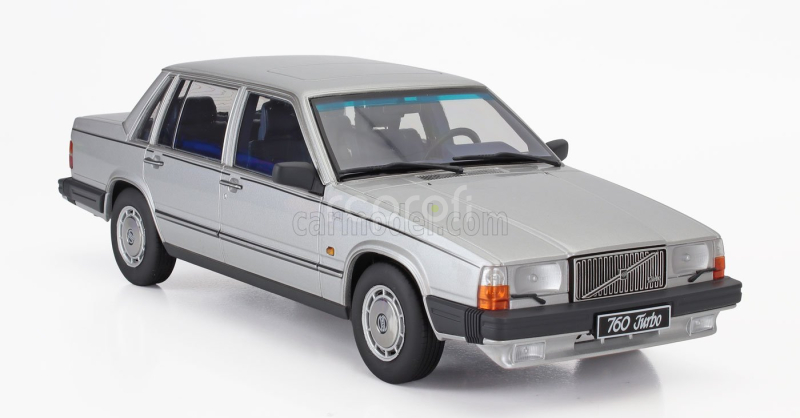 Triple9 Volvo 760 Turbo Intercooler 1985 1:18 Silver
