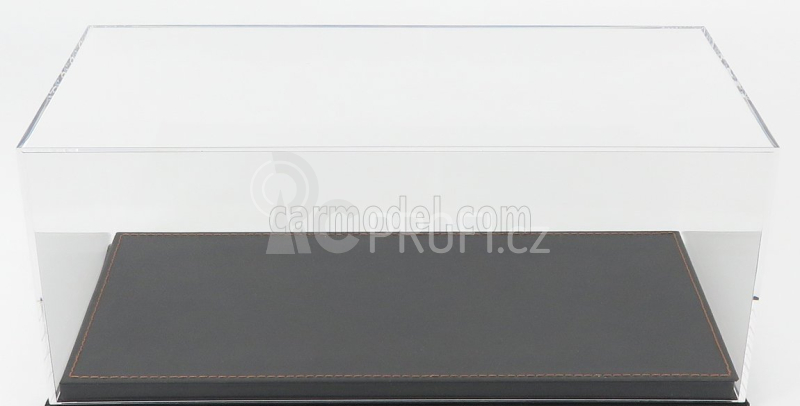 Vetrina display box Vetrina display box Base In Pelle Nera - Leather Base Black - Lungh.lenght Cm 31.7 X Largh.width Cm 15.9 X Alt.height Cm 12.9 (altezza Interna Interior Height Cm 11.3) 1:18 Plastový Displej