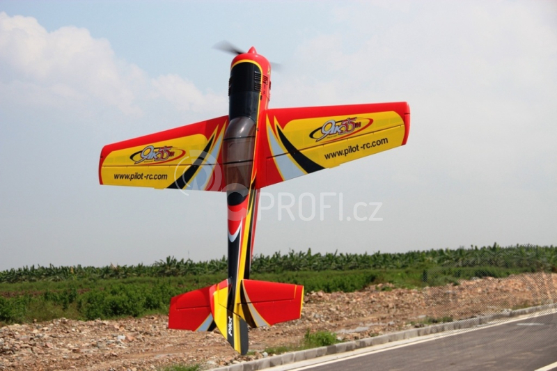 Yak 55M scale 33% (2 700 mm) 100ccm (červeno/žlutá)