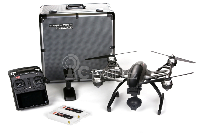 YUNEEC Q500 4K TYPHOON, SteadyGrip a trolly kufrem - vystavený kus