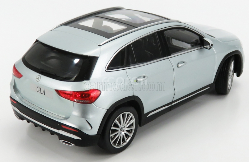 Z-models Mercedes benz Gla-class (h247) 2020 1:18 Silver