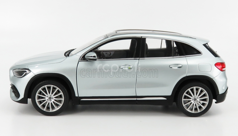 Z-models Mercedes benz Gla-class (h247) 2020 1:18 Silver
