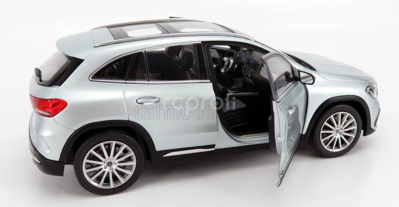 Z-models Mercedes benz Gla-class (h247) 2020 1:18 Silver