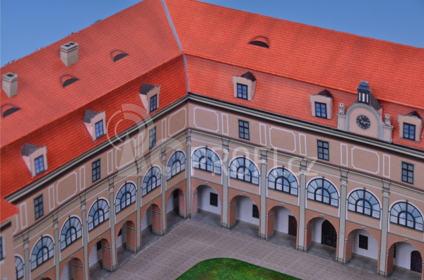 Zámek Žerotínů Val. Meziříčí - papírový model 1:250