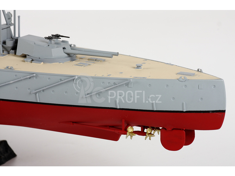 Zvezda Dreadnought ruská bitevní loď (1:350)