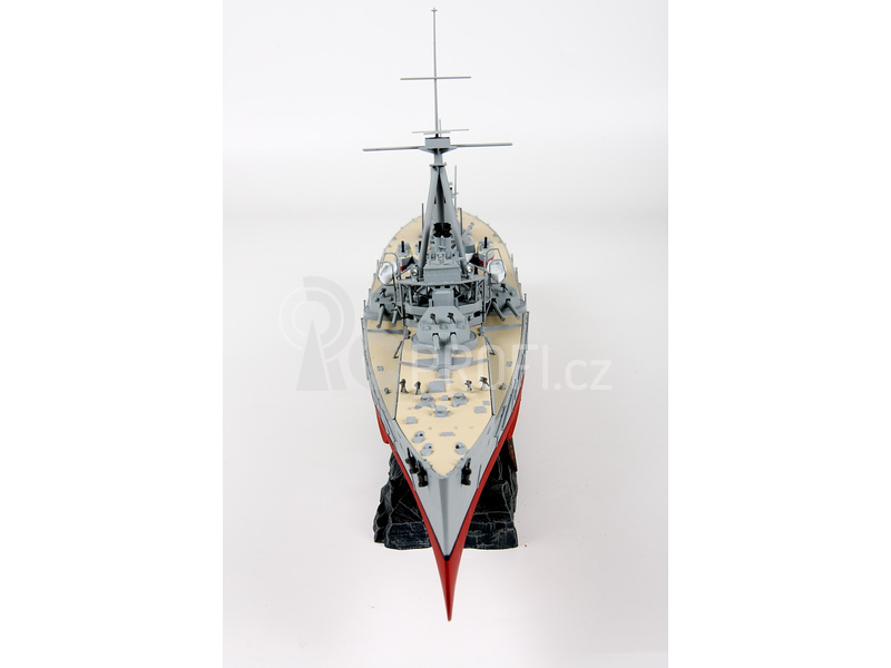 Zvezda Dreadnought ruská bitevní loď (1:350)
