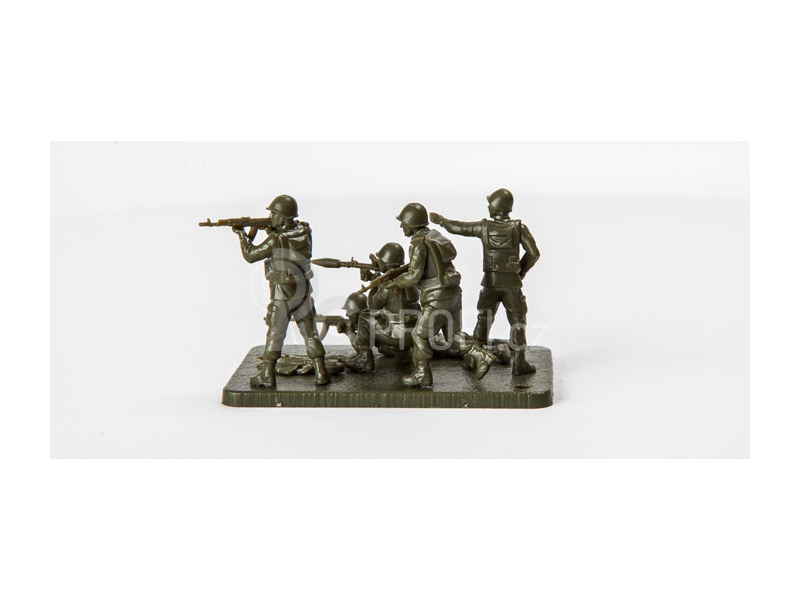 Zvezda figurky Sovětská pěchota (1:72)