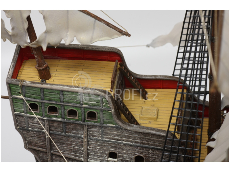 Zvezda Flying Dutchman (Ghost Ship) (1:100)