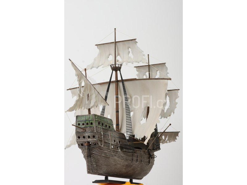 Zvezda Flying Dutchman (Ghost Ship) (1:100)