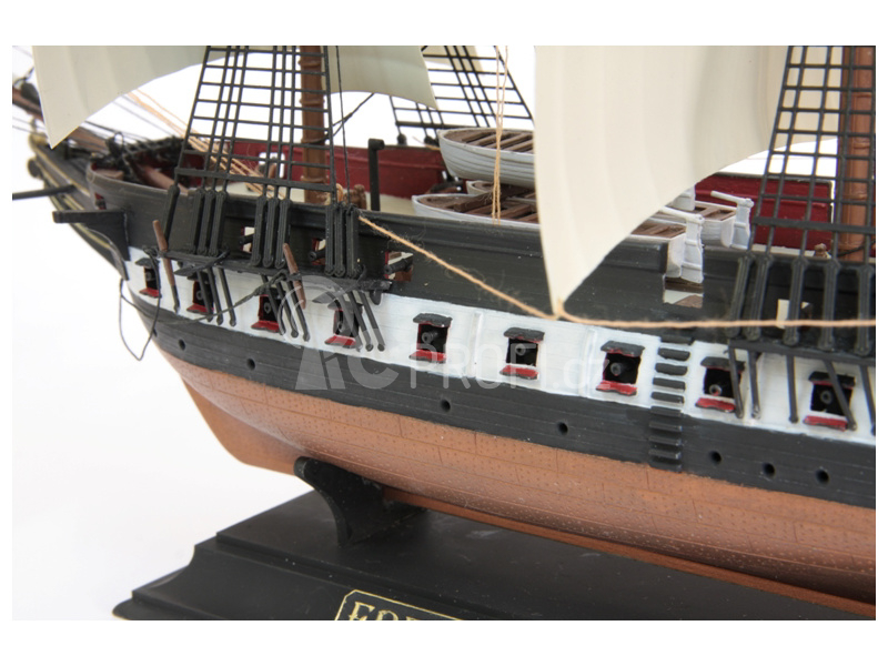 Zvezda French Frigate 
