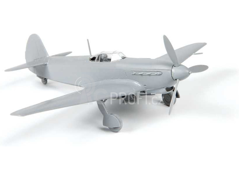 Zvezda Jakovlev Jak-9D (1:72)