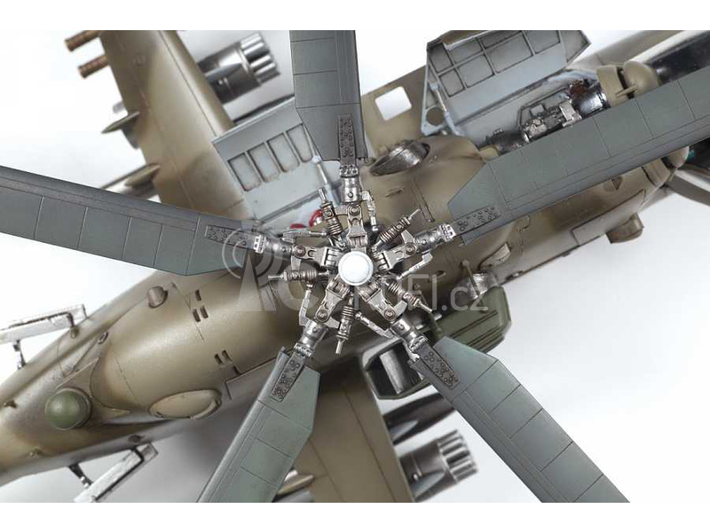 Zvezda Mil Mi-24 V/VP (1:48)