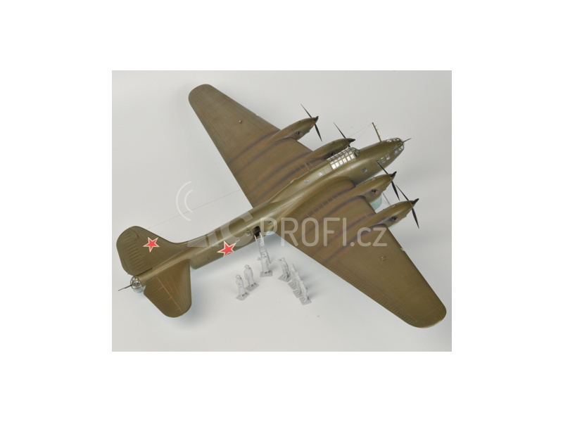 Zvezda Petlyakov Pe-8 ON Stalin´s Plane reedice (1:72)