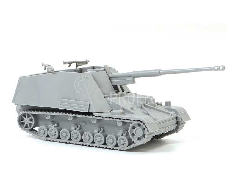 Zvezda Sd.Kfz.164 Nashorn (1:100)